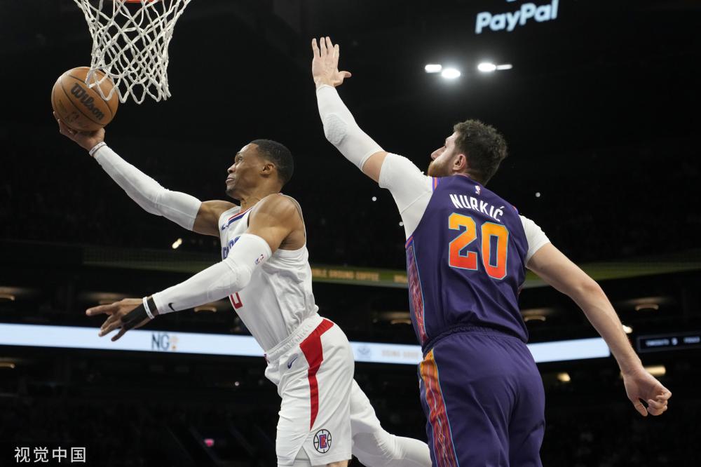 表现杰出 表现杰出